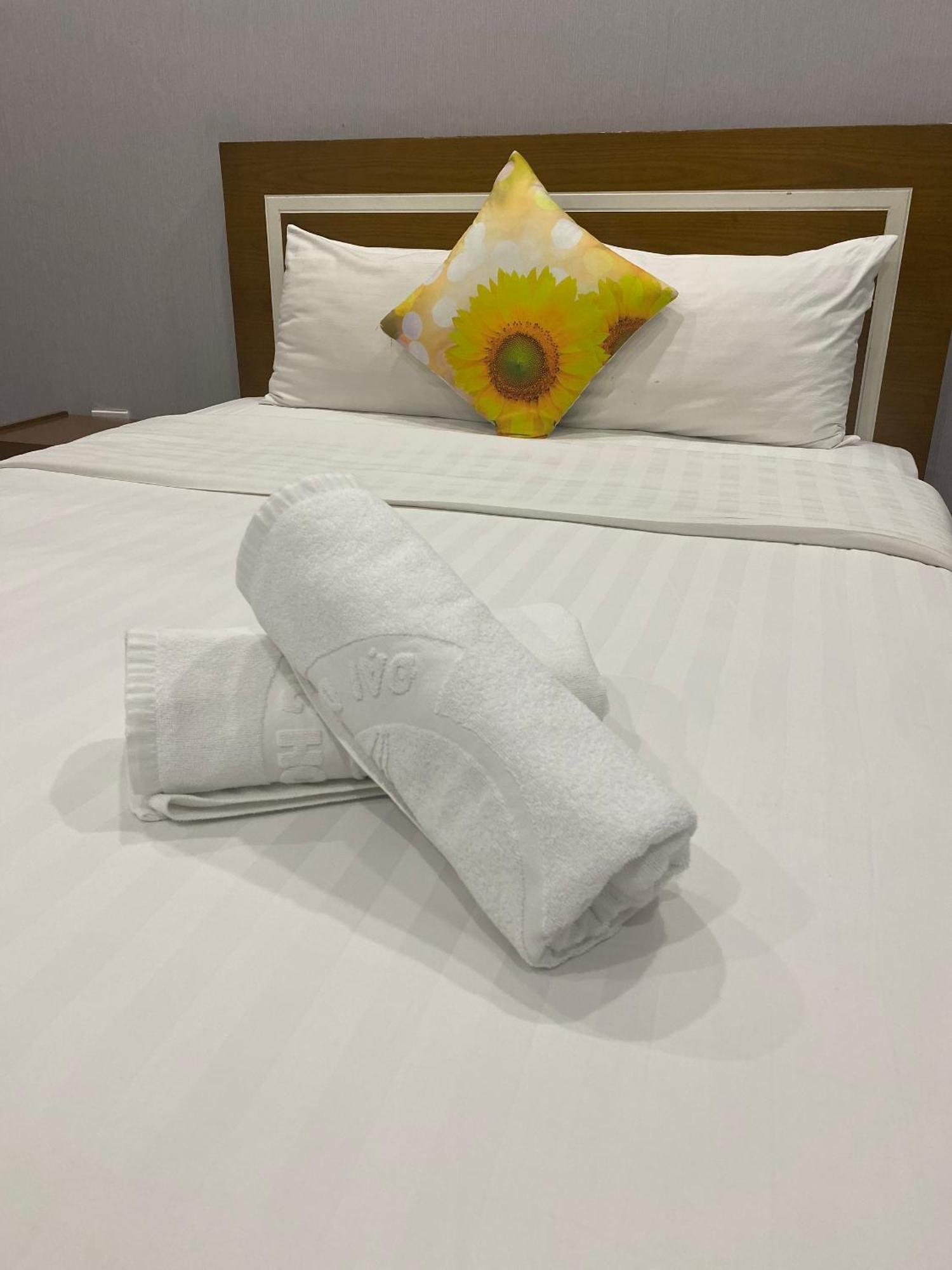 Khách sạn Hướng Dương 3*